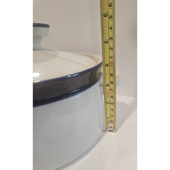 Noritake Fjord 2.25 Qt Round Covered Casserole Blue White Primastone Small Chip - Picture 2 of 6